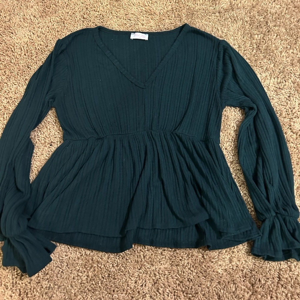 Pink Lily “It’s All Because Of You Emerald Blouse” v neck peplum emerald green